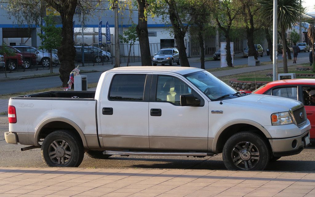 Silver 2008 Ford F-150 side