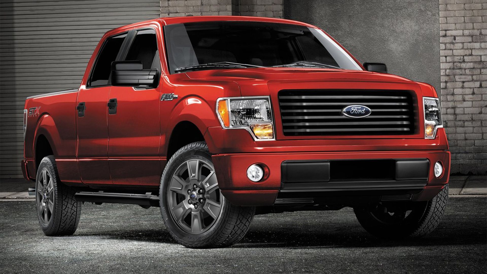 2014 Ford F150 - Front 3/4 angle