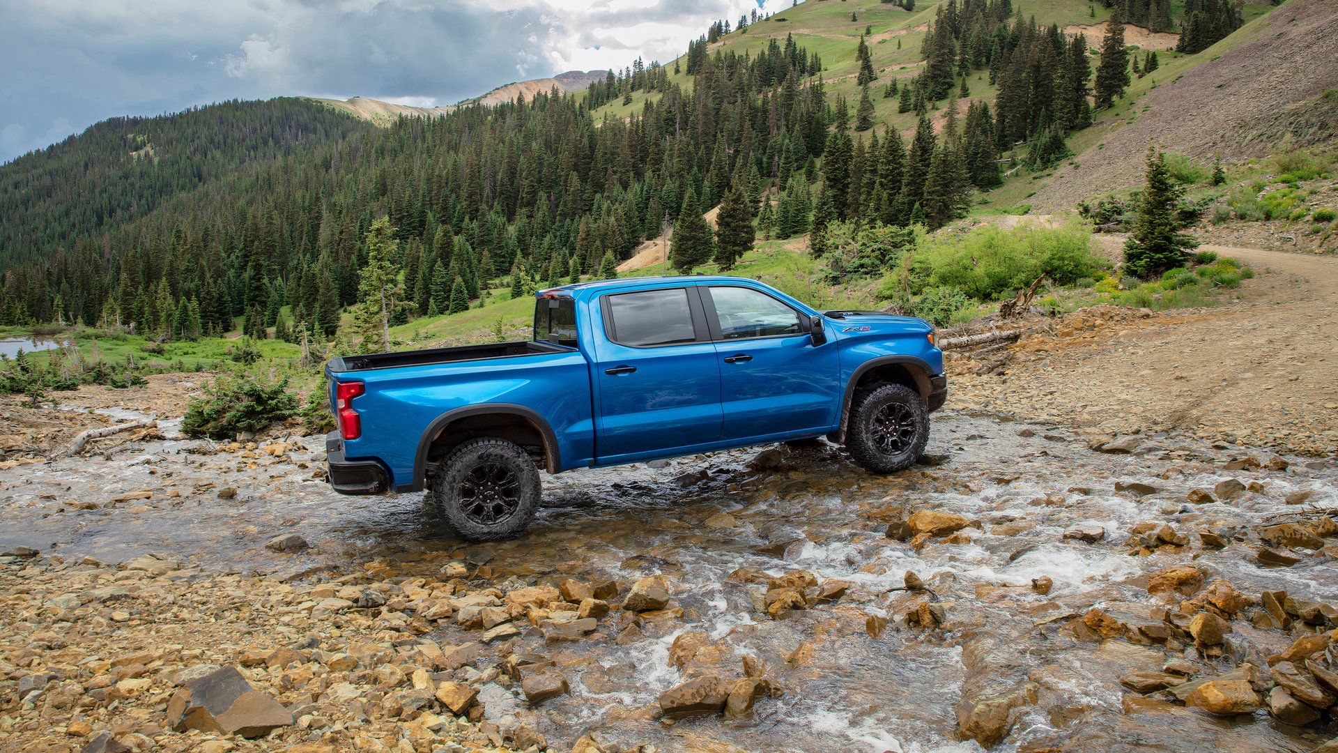 Chevy Silverado 1500 ZR2 Rear Three Quarter
